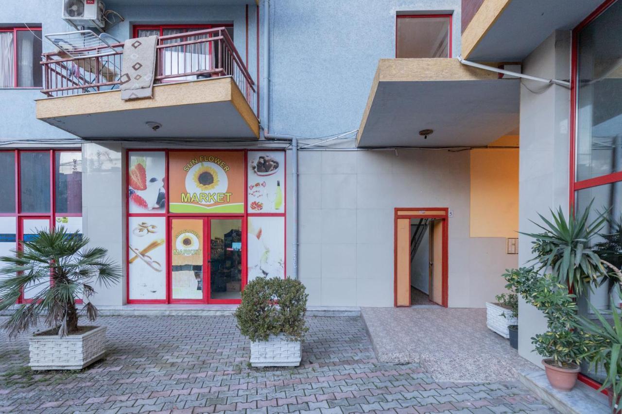 Exclusive 2 Bedrooms Apartment Tirana Exterior photo